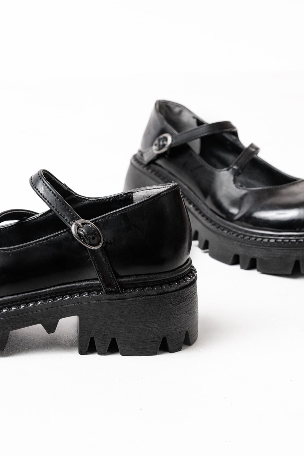 Ayones Siyah Rugan Günlük Yüksek Tabanlı Loafer Ayakkabı