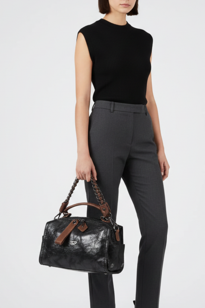 Sentosa Kadın Zincir Detaylı El Çantası