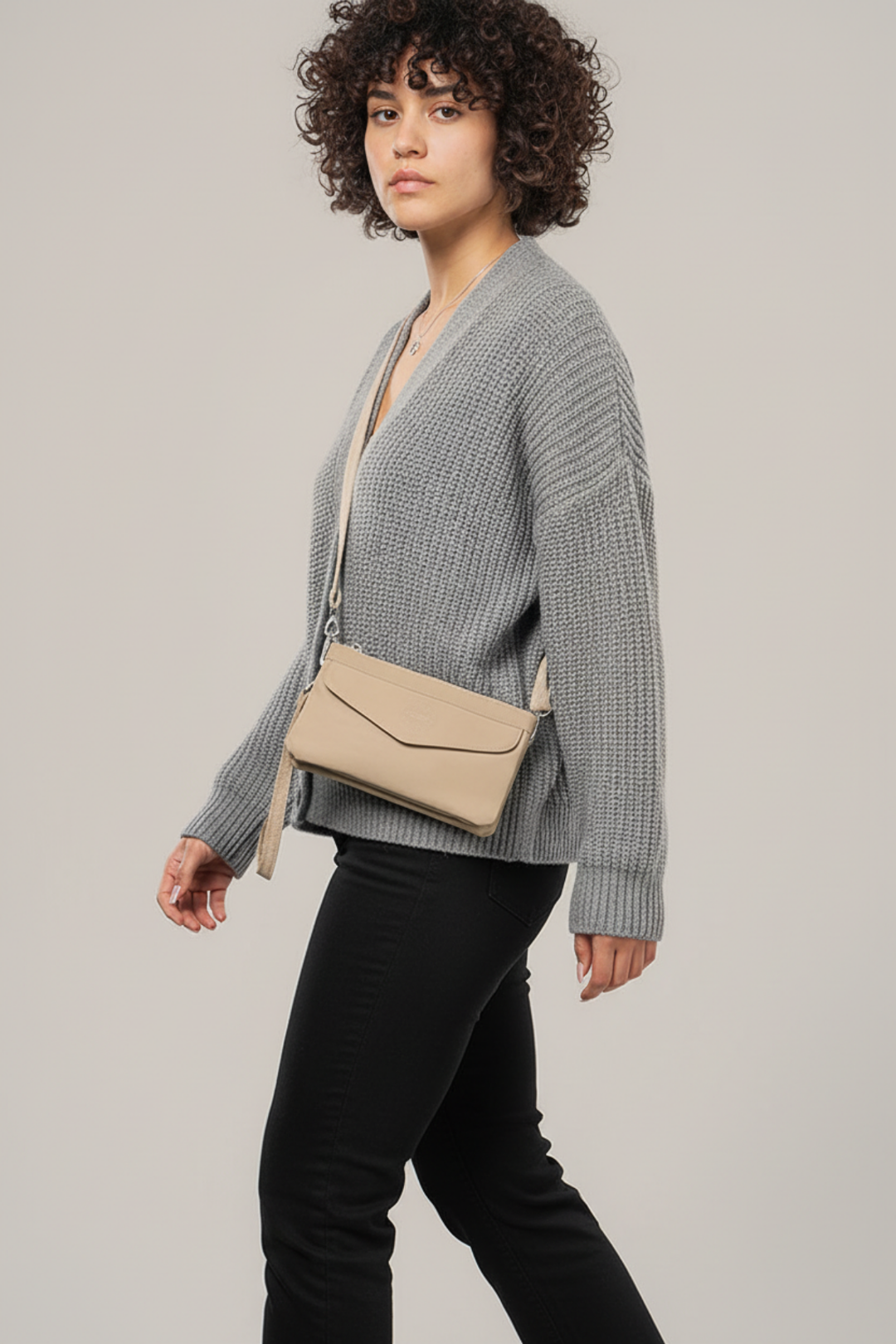 Kolek Küçük Boy Fermuarlı Su Geçirmez Kadın Çapraz Çanta