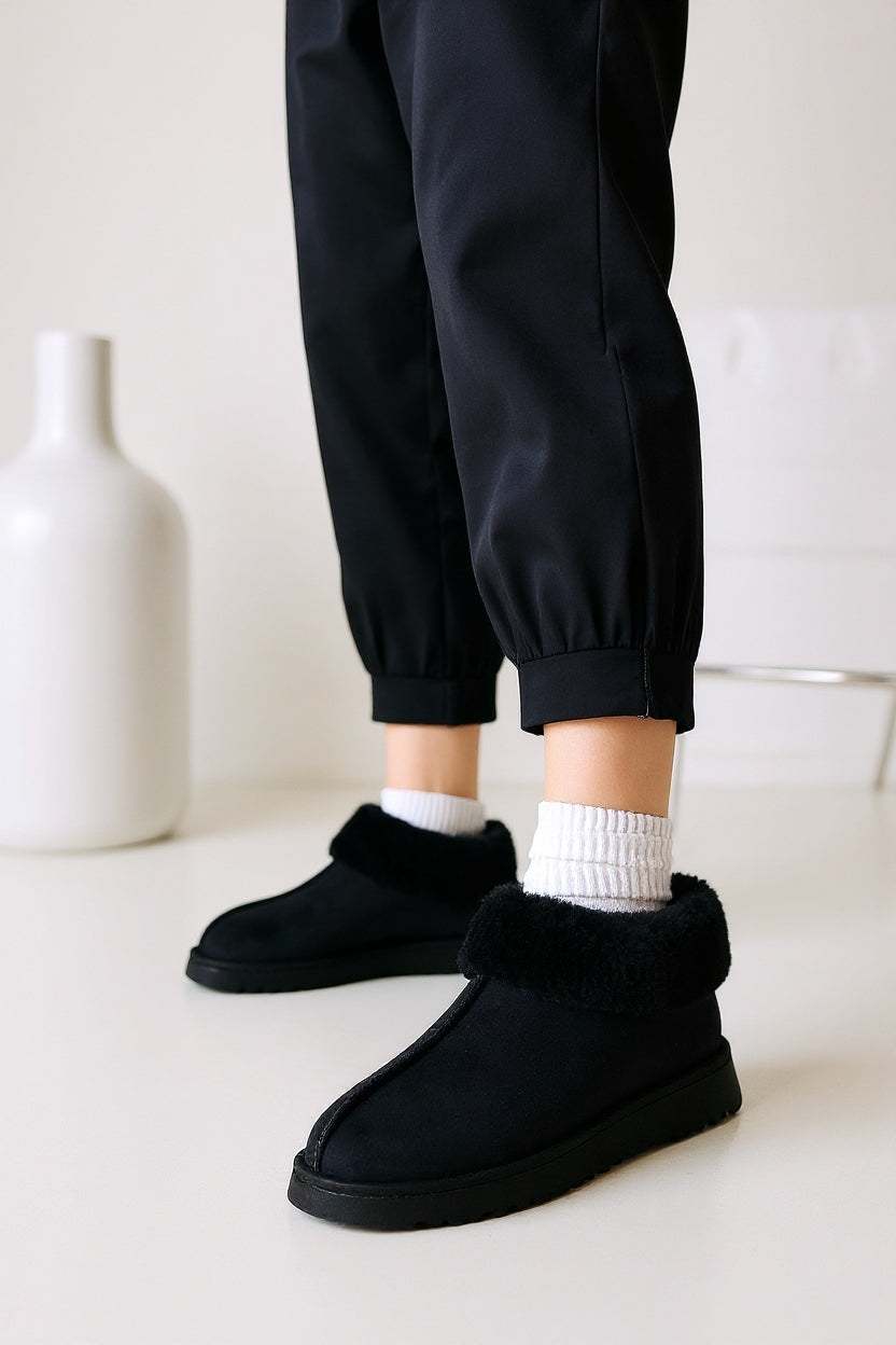 Abby Kadın Siyah Süet İçi Kürklü Bot