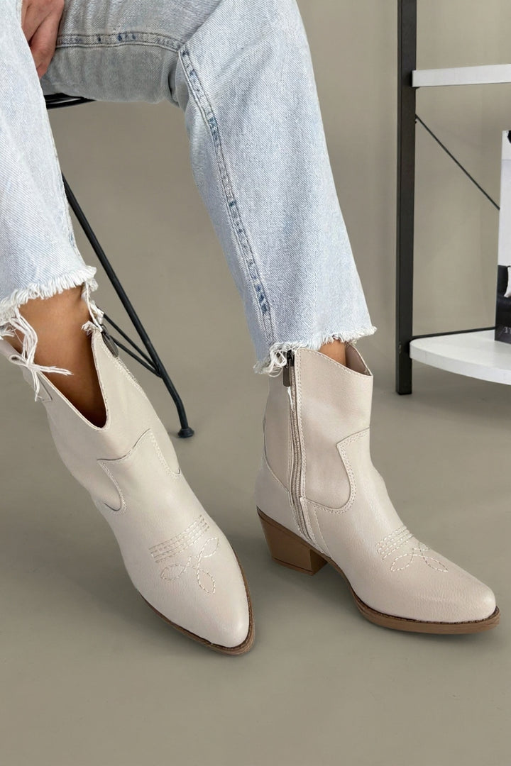 Akver Kadın Bej Topuklu Bot