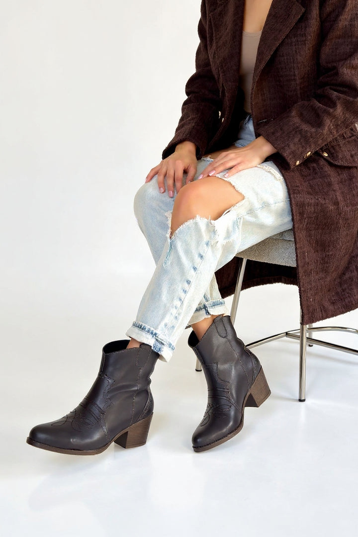 Akver Kadın Acı Kahve Topuklu Bot