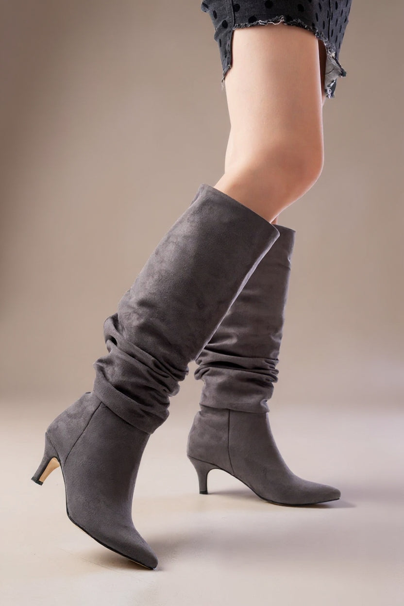 Aybin Gri Süet Körüklü İnce Topuklu Kadın Çizme