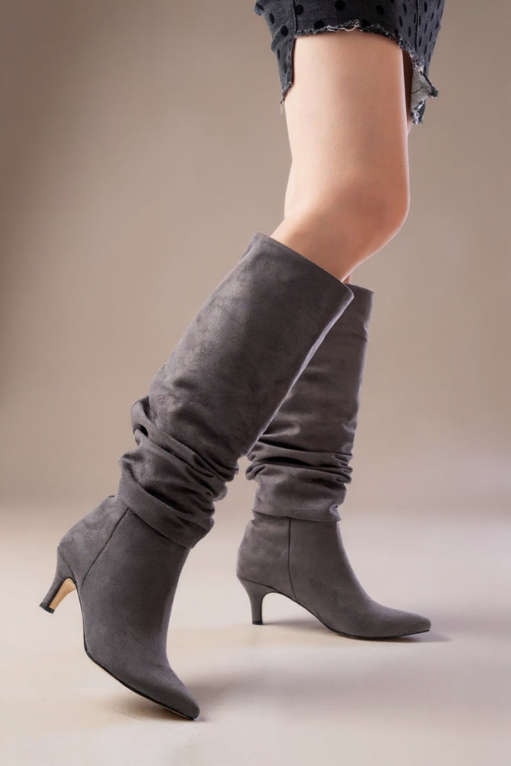 Aybin Gri Süet Körüklü İnce Topuklu Kadın Çizme