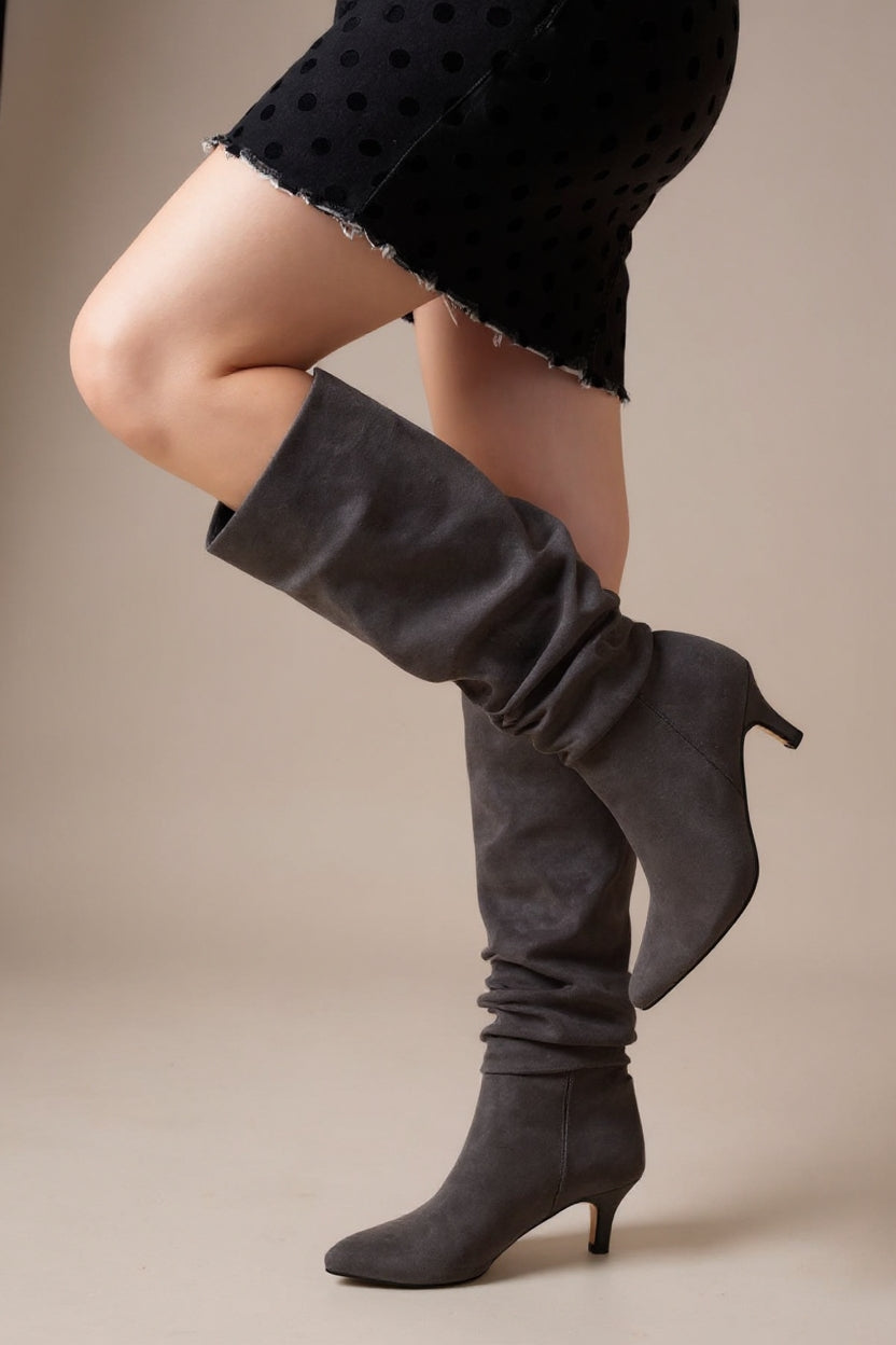 Aybin Gri Süet Körüklü İnce Topuklu Kadın Çizme