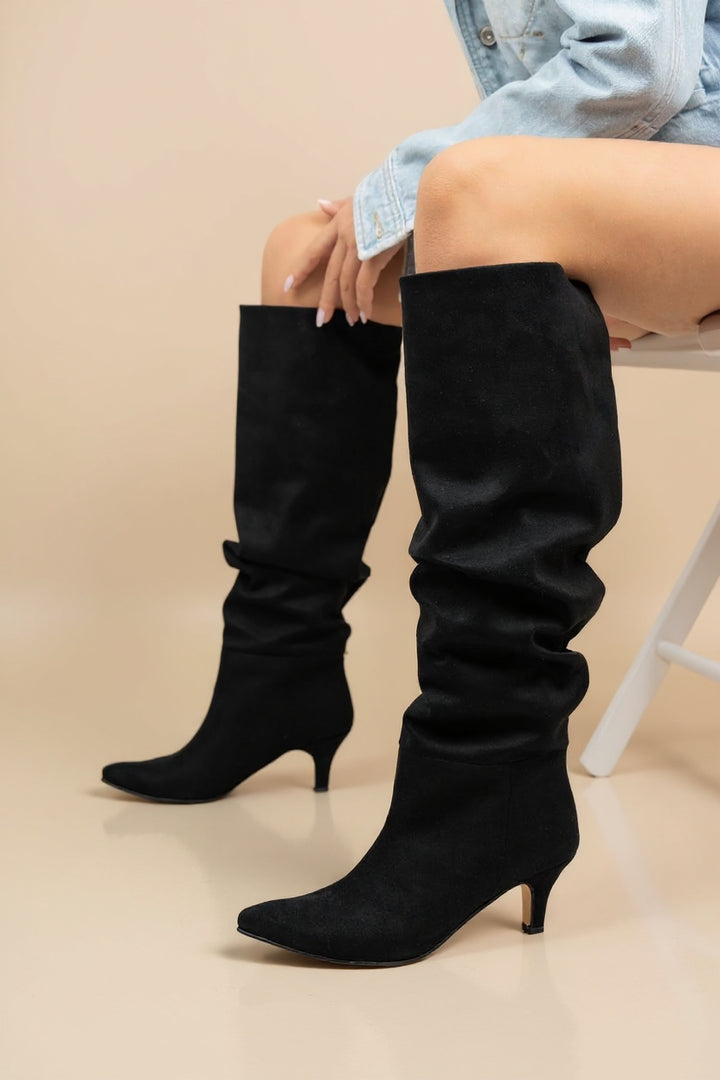 Aybin Siyah Süet Körüklü İnce Topuklu Kadın Çizme