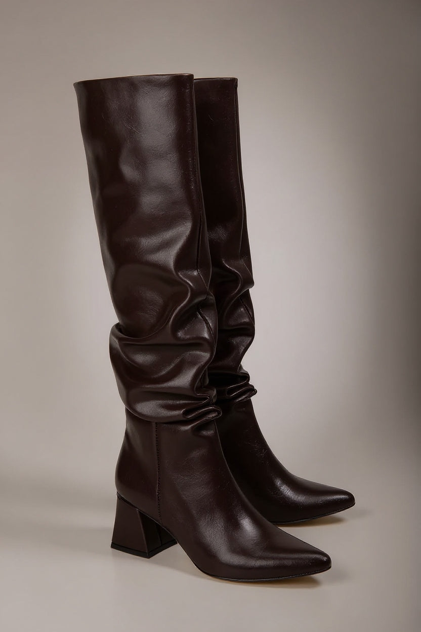 Ayzena Kahve Kırışık Rugan Körüklü Kalın Topuklu Kadın Çizme