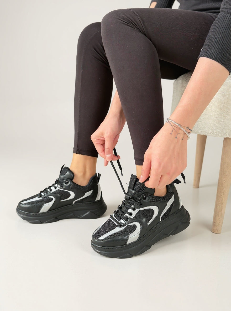 Cata Kadın Siyah Spor Ayakkabı