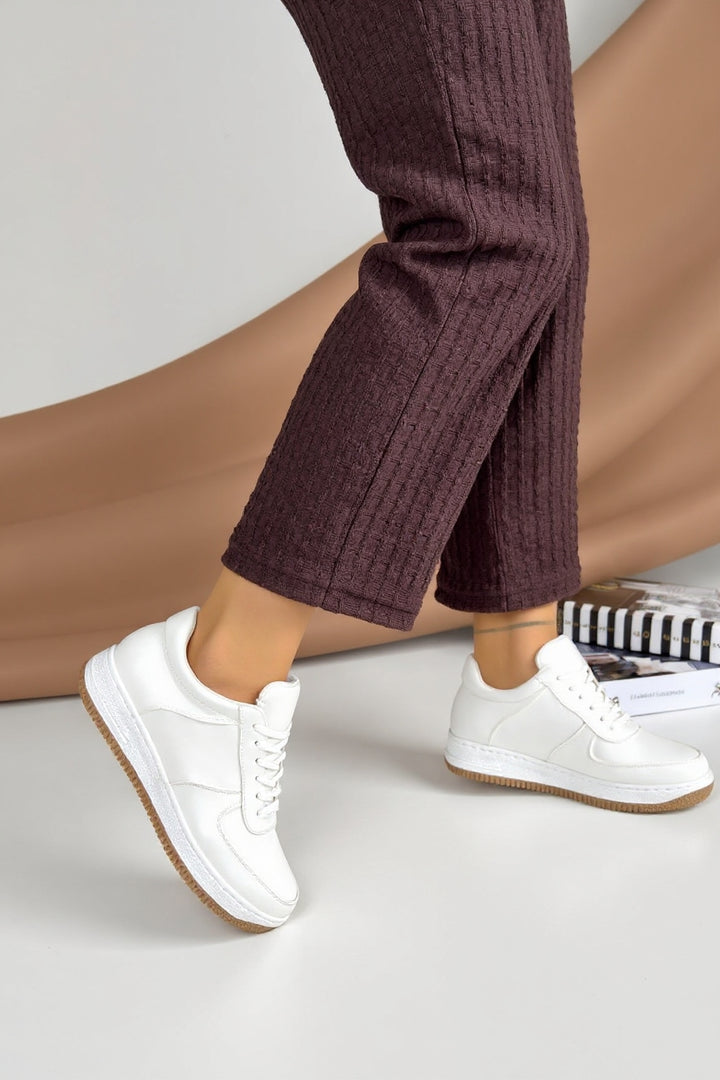 Ceyyan Kadın Beyaz Bağcıklı Spor Ayakkabı