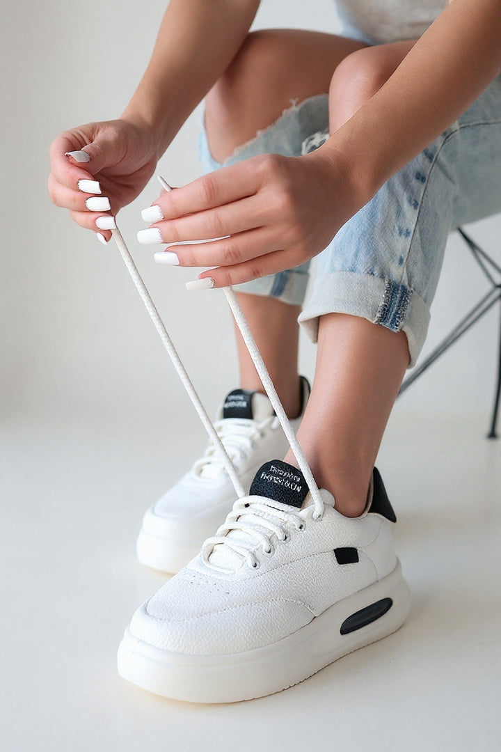 Chris Kadın Beyaz Bağcıklı Spor Ayakkabı