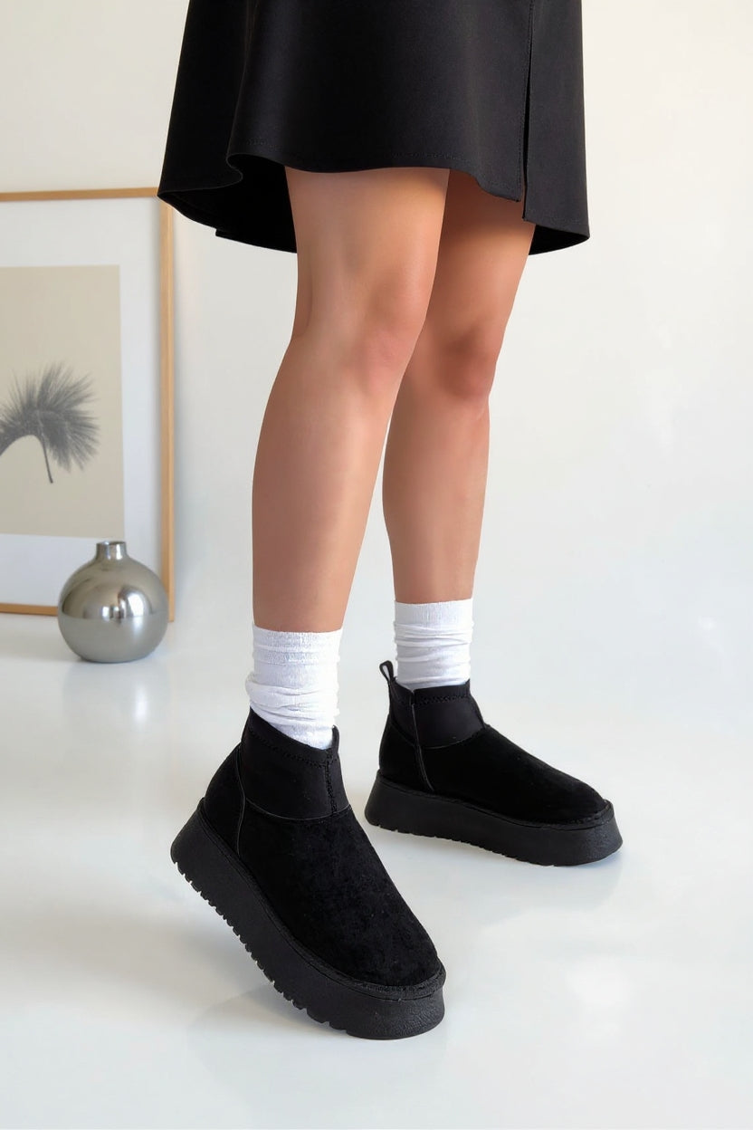 Cuen Kadın Siyah Streç Boğazlı Kürklü Süet Bot