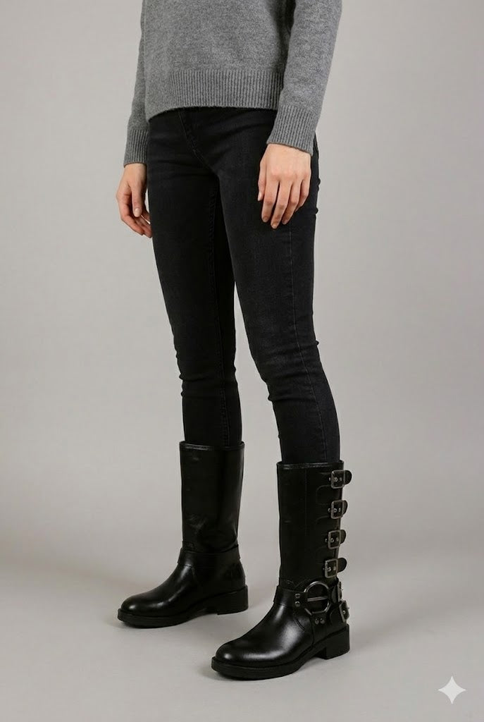 Davy Kadın Toka Detaylı Siyah Çizme