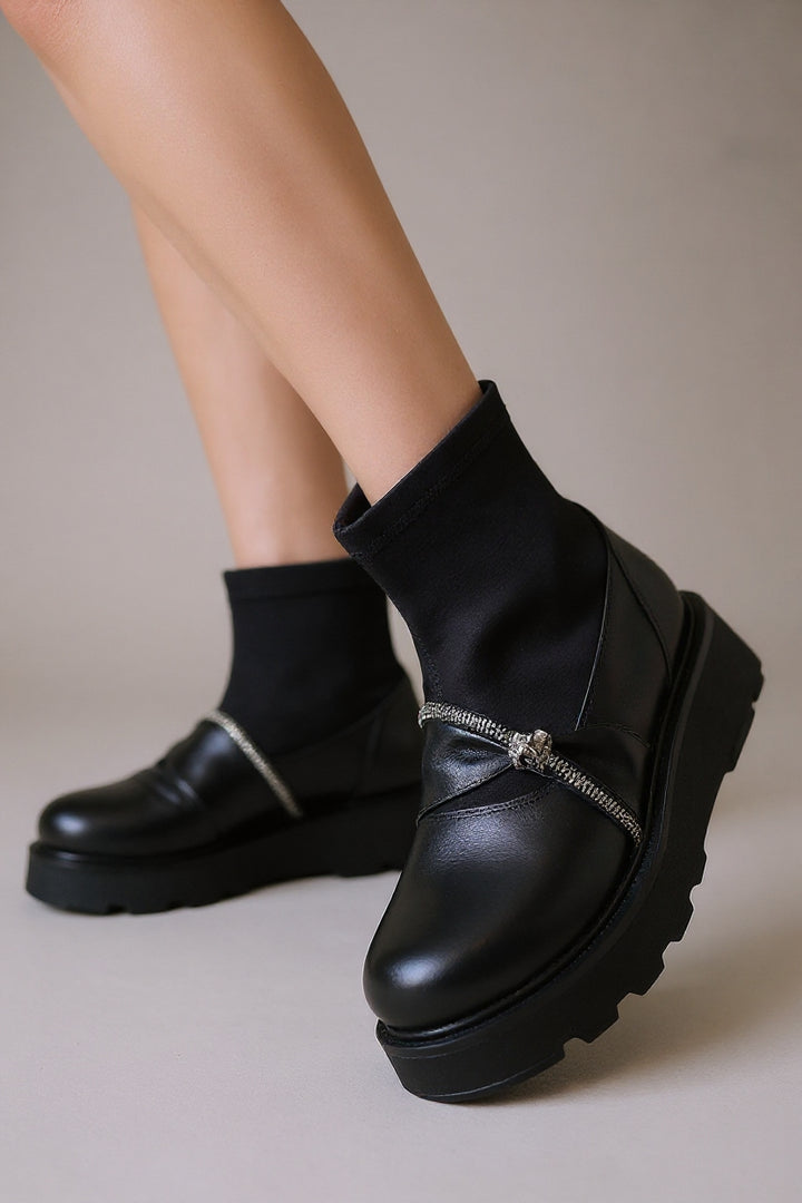 Dewn Kadın Siyah Streç Üst Detaylı Platform Bot