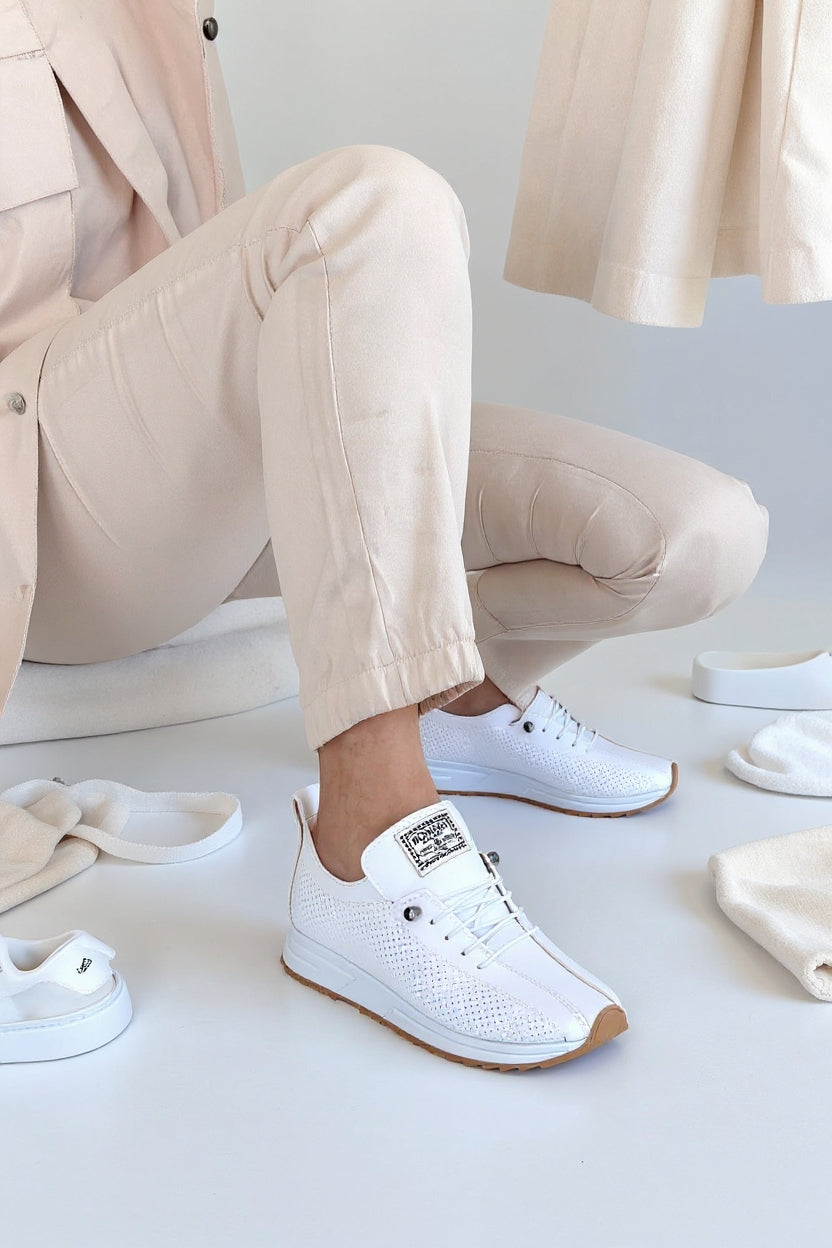 Fiert Kadın Beyaz Bağcıklı Spor Ayakkabı