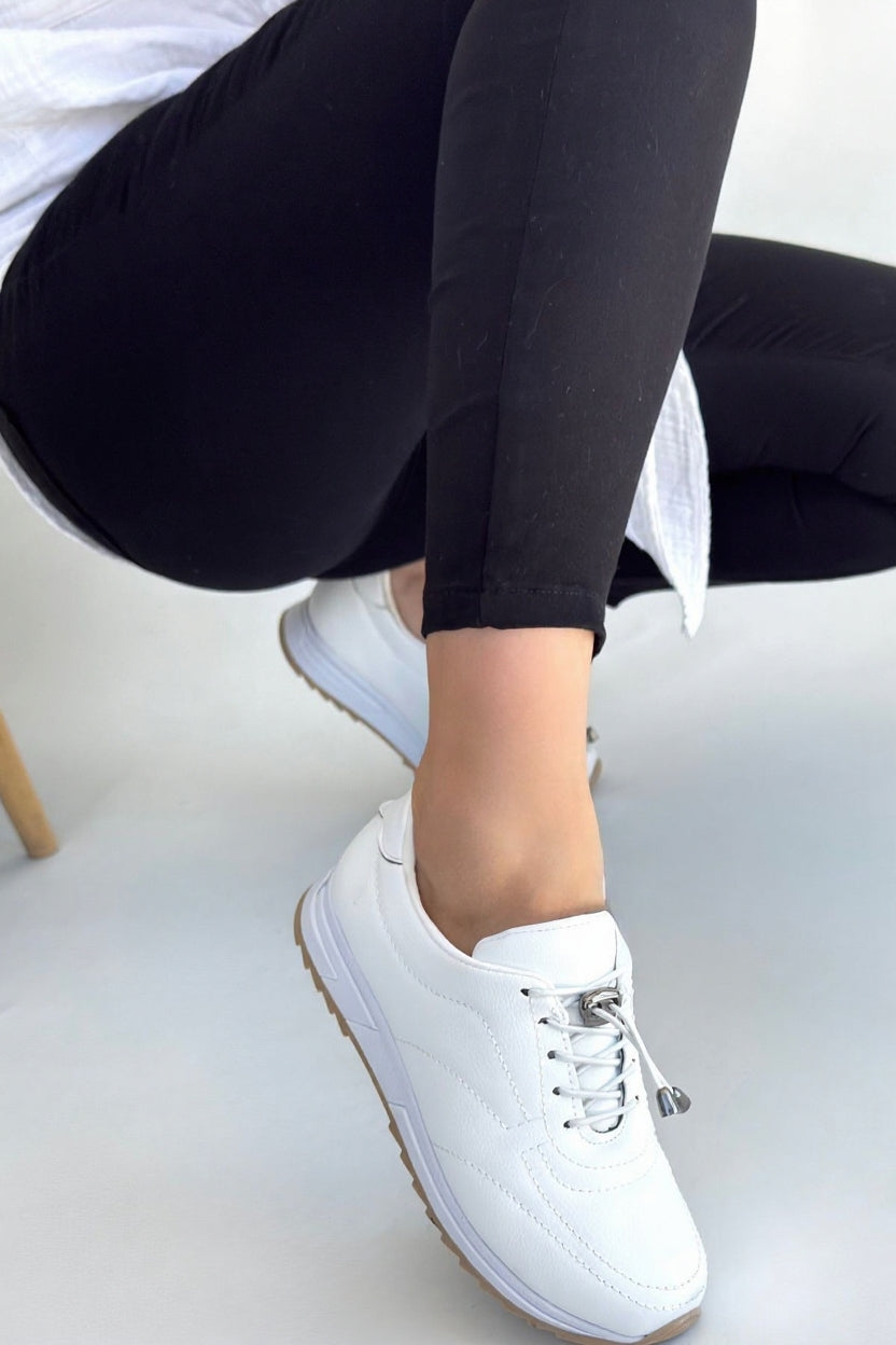 Finna Kadın Beyaz Bağcıklı Spor Ayakkabı