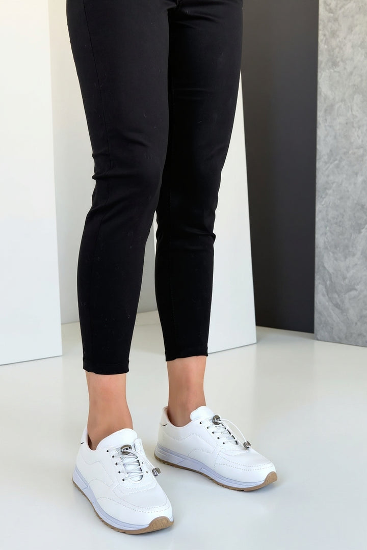 Finna Kadın Beyaz Bağcıklı Spor Ayakkabı