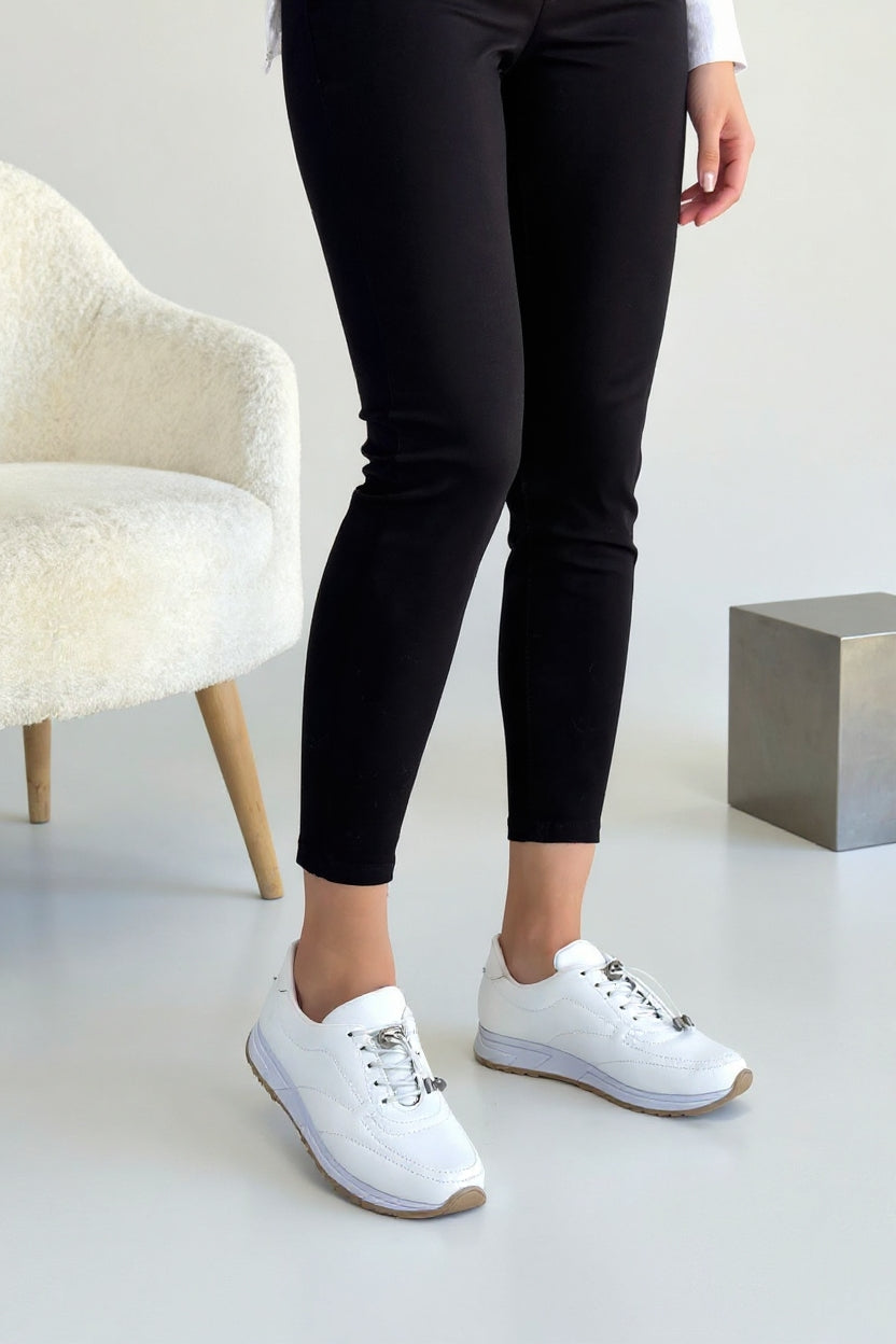 Finna Kadın Beyaz Bağcıklı Spor Ayakkabı