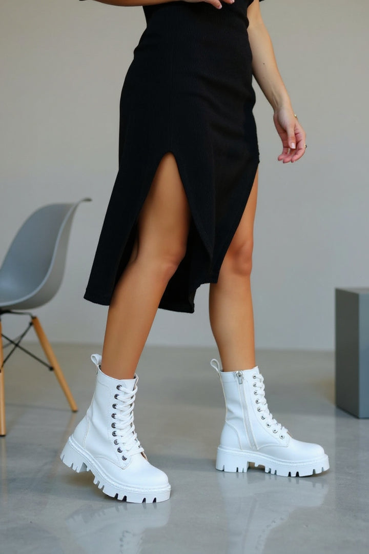 Flona Kadın Beyaz Bağcıklı Bot