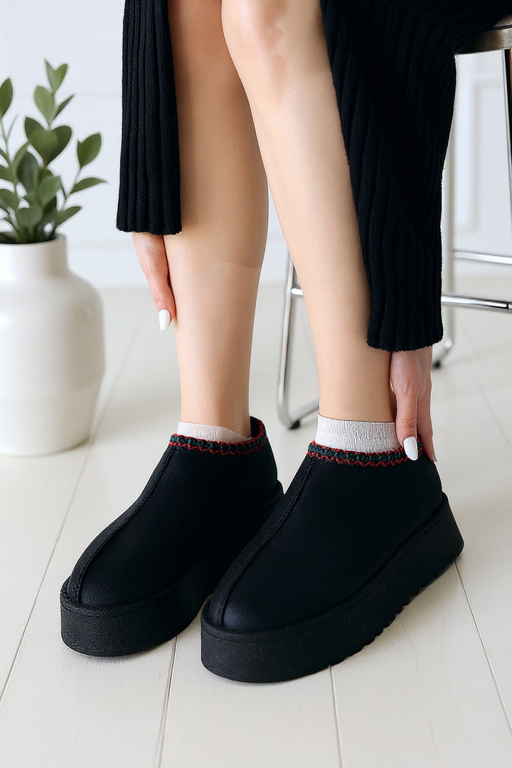 Foyk Kadın Siyah İçi Kürklü Süet Bot