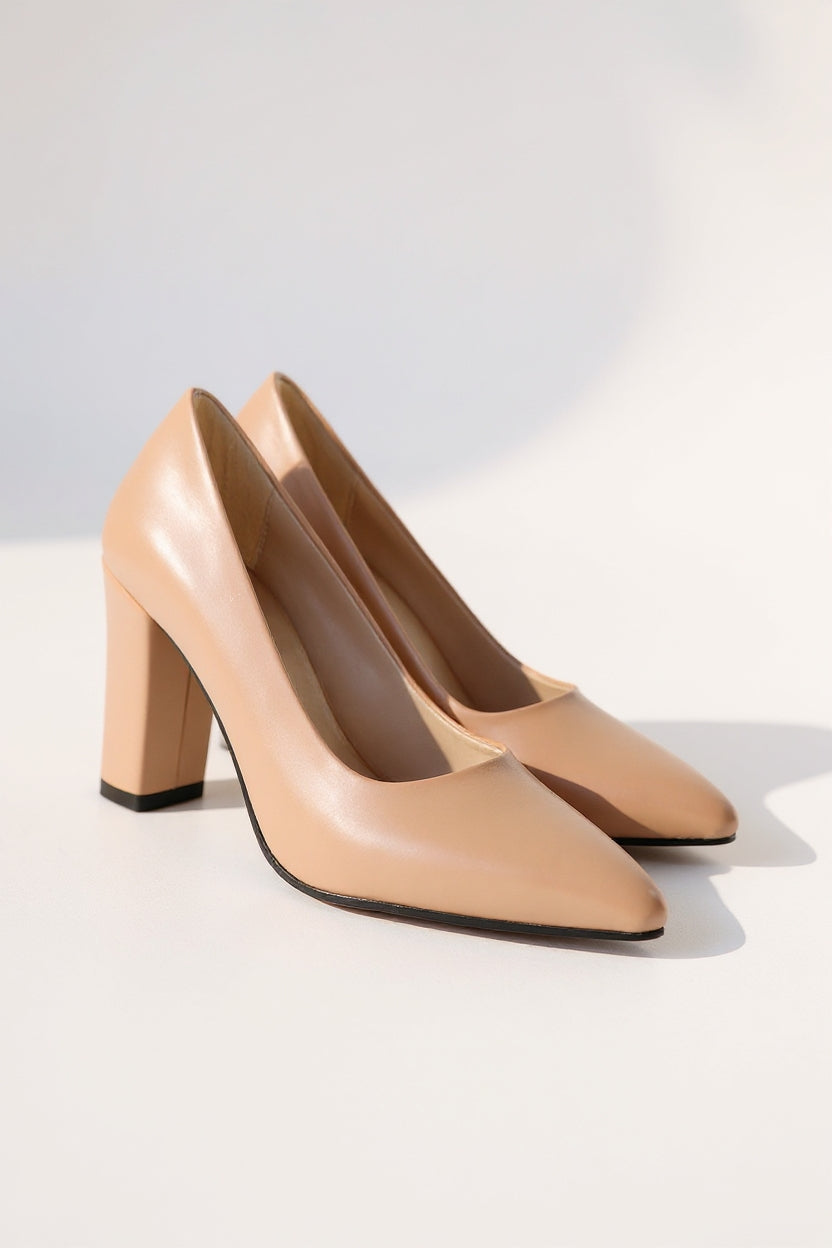 Giort Kadın Nude Sivri Burun Yüksek Topuklu Ayakkabı