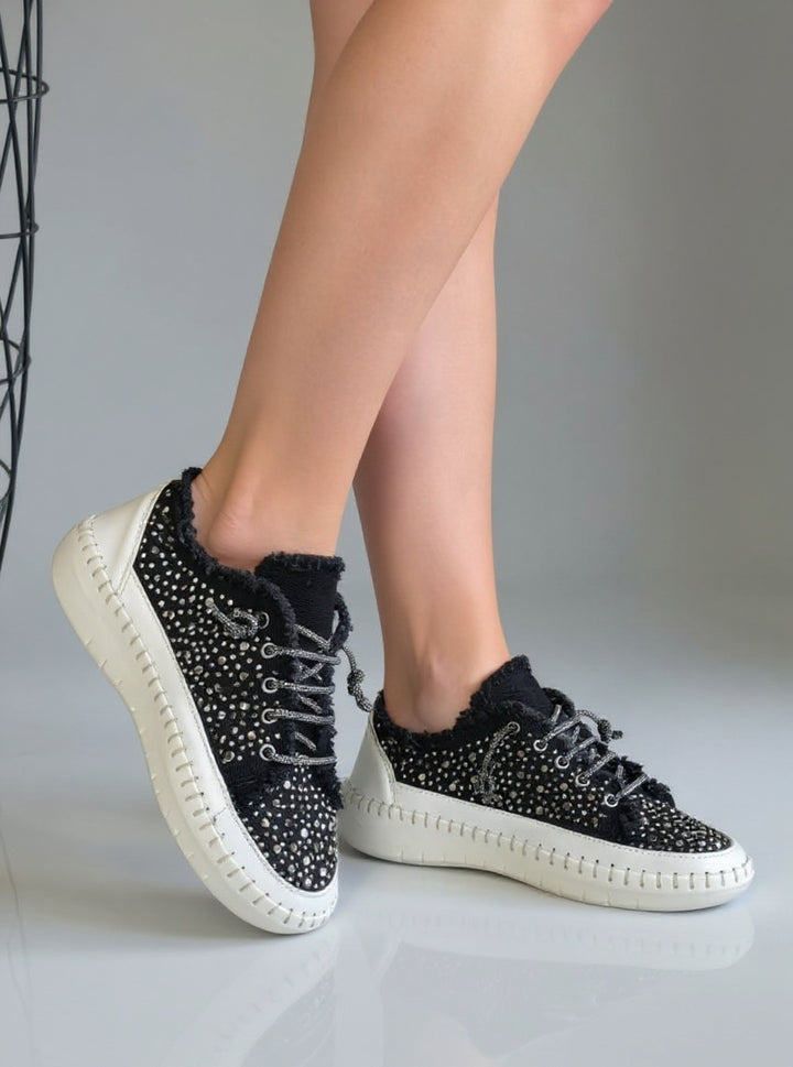 Guji Kadın Kot Bağcıklı Taş Detaylı Spor Ayakkabı