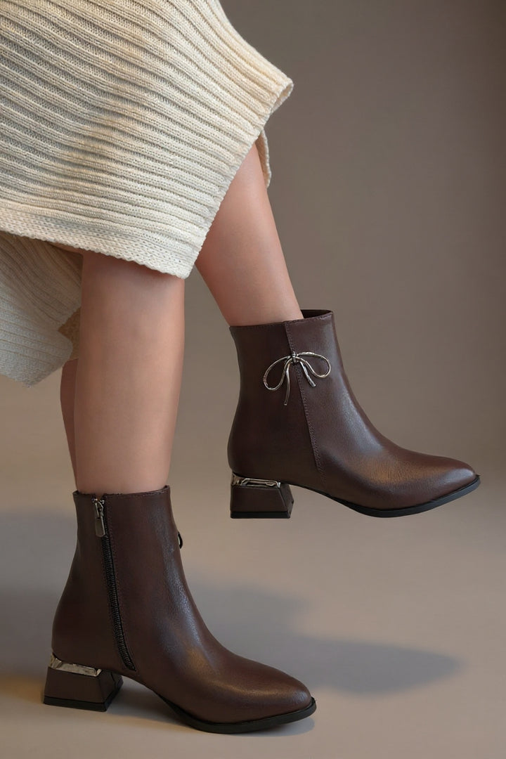 Harly Kadın Kahverengi Metal Detaylı Topuklu Bot