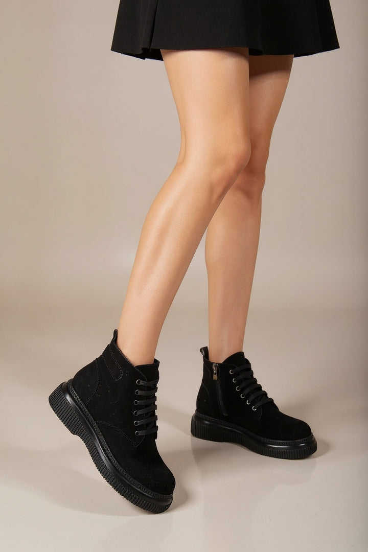 Jiva Kadın Siyah Süet Bağcıklı Bot