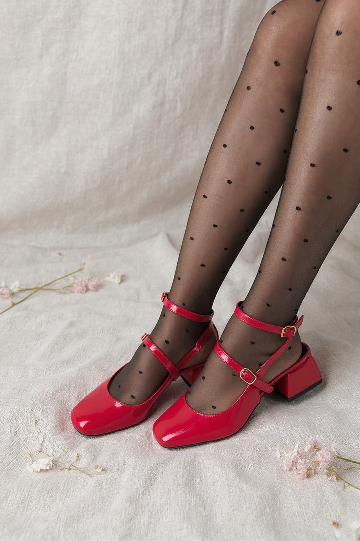 Karmi Kadın Kırmızı Rugan Kapalı Burun Kısa Topuklu Ayakkabı
