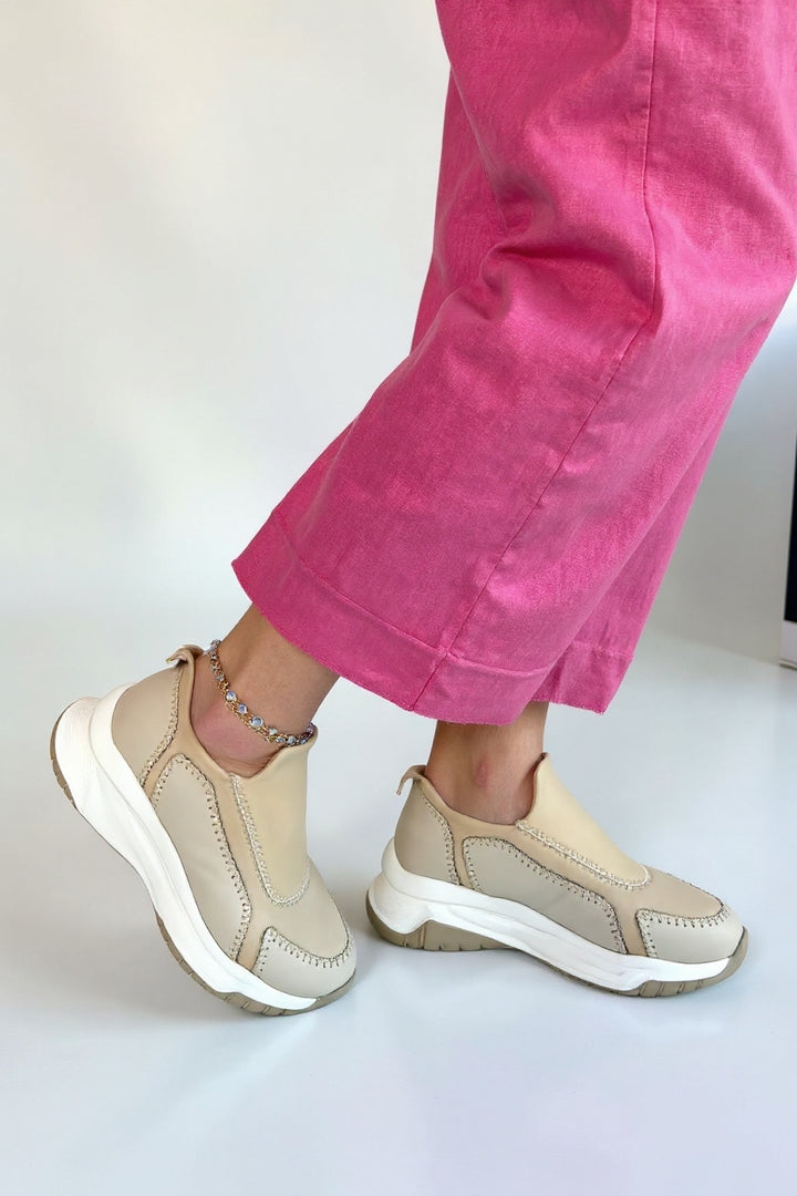 Kendey Kadın Bej Dikiş Detaylı Spor Ayakkabı