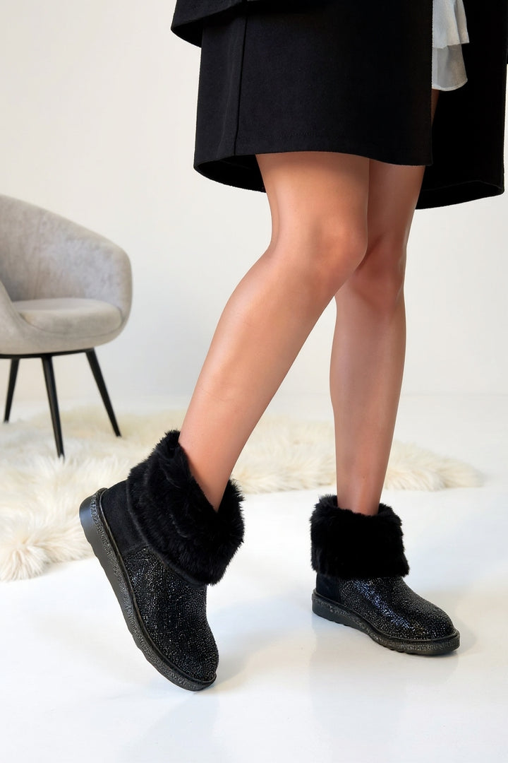 Linka Kadın Siyah Süet Siyah Boncuk İşlemeli Bot