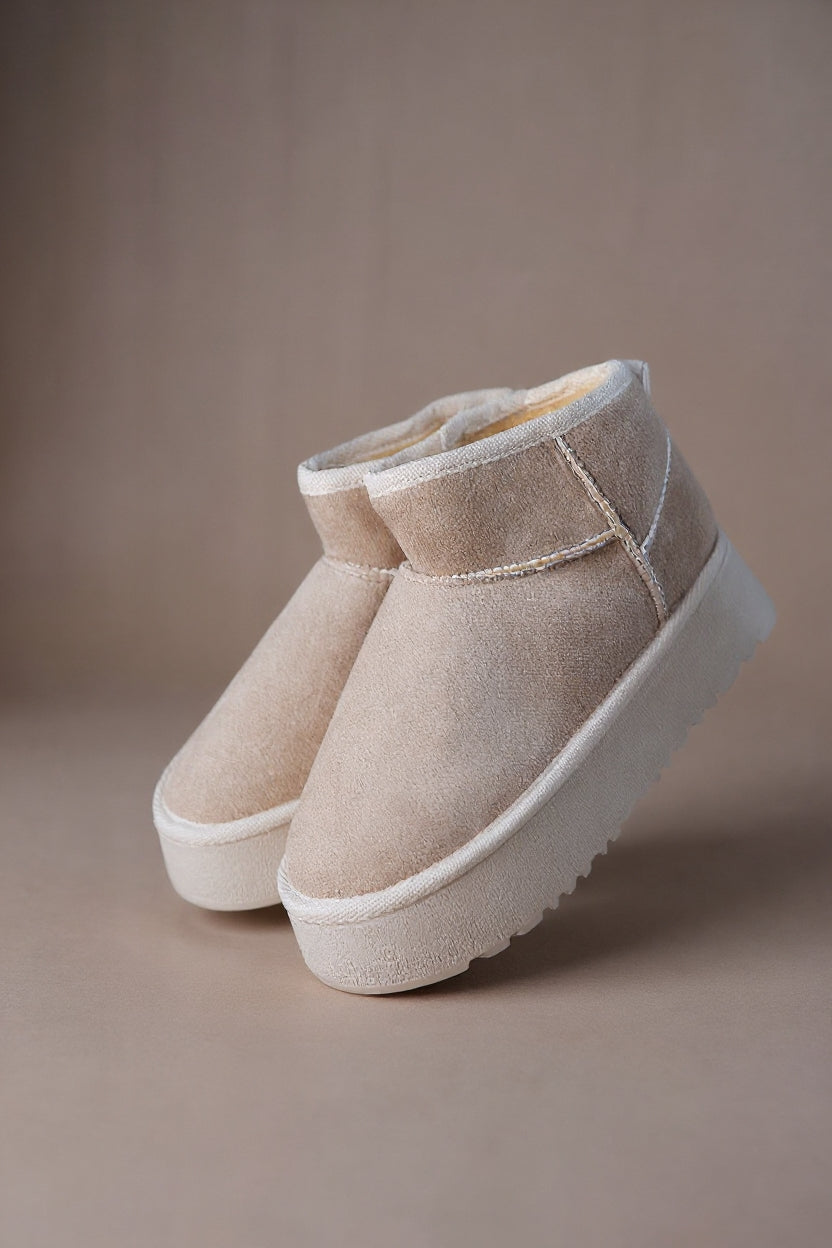 Linne Kadın Bej İçi Kürklü Bot