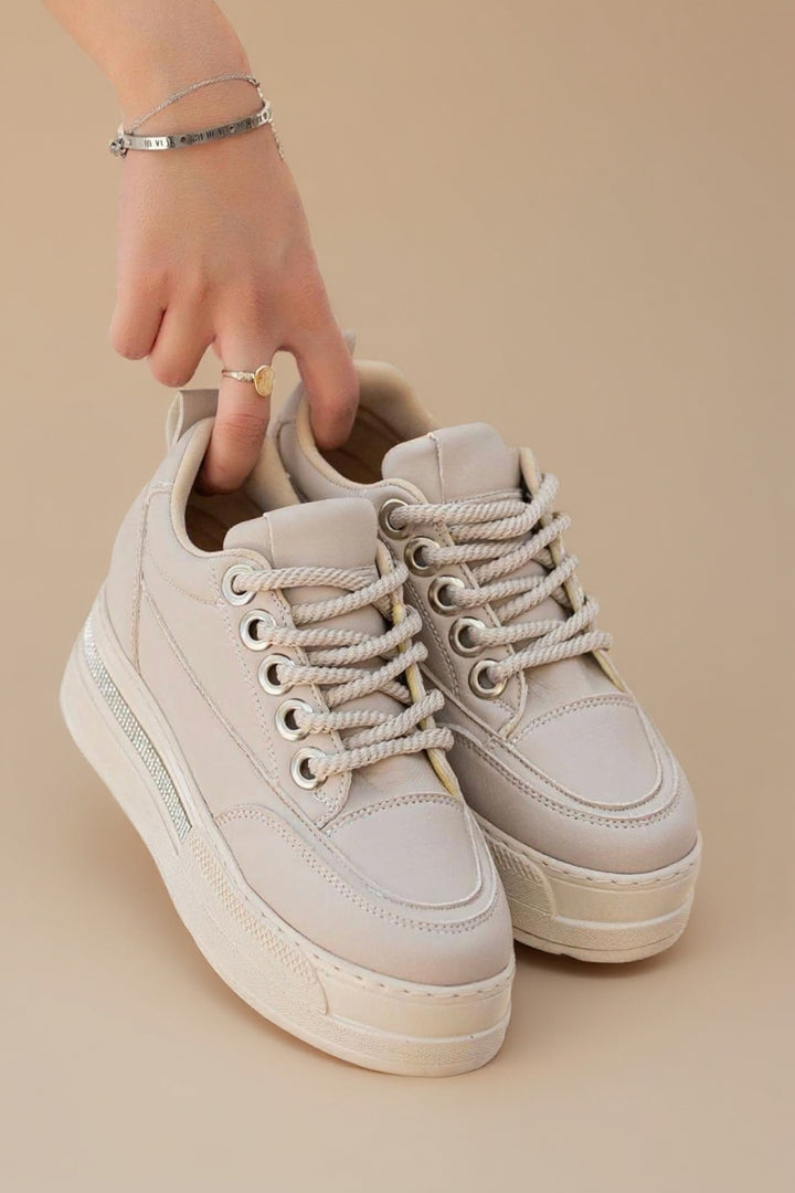 Lulu Kadın Bej Gizli Topuklu Bağcıklı Spor Ayakkabı