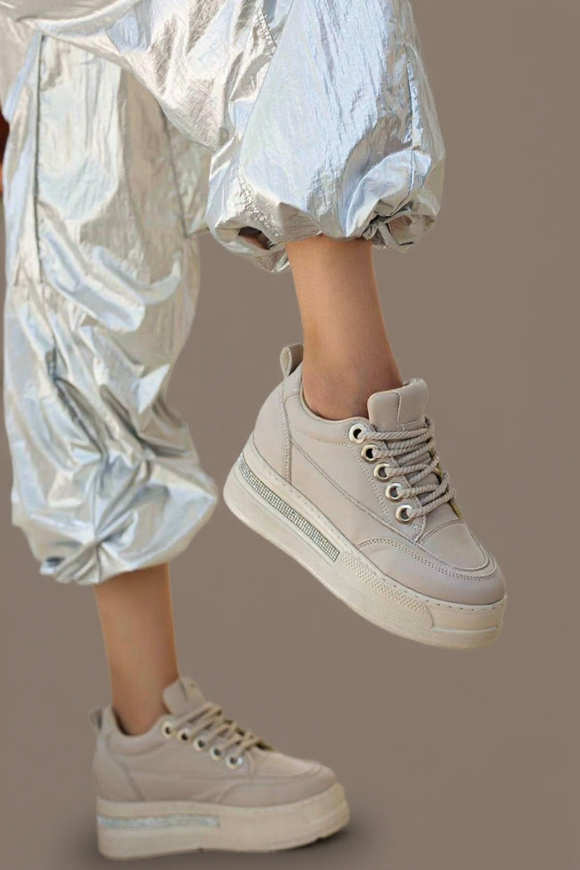 Lulu Kadın Bej Gizli Topuklu Bağcıklı Spor Ayakkabı