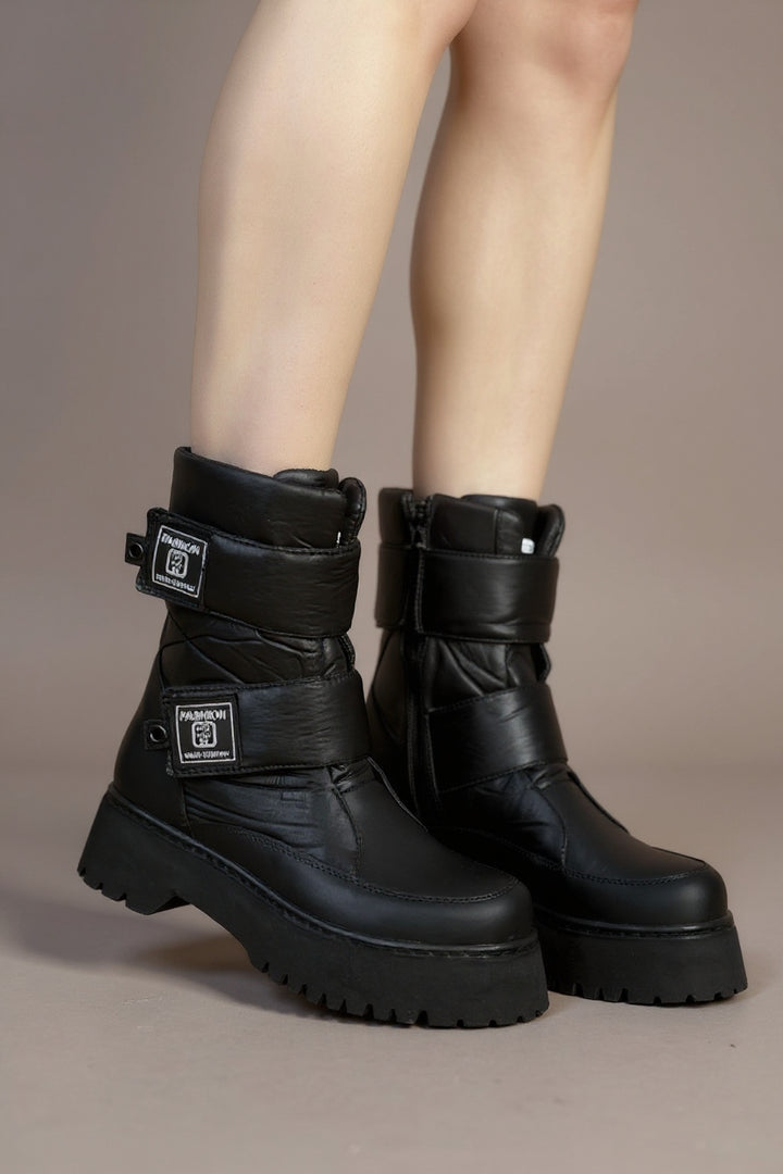 Masah Kadın Siyah Cırt Cırtlı Kar Botu