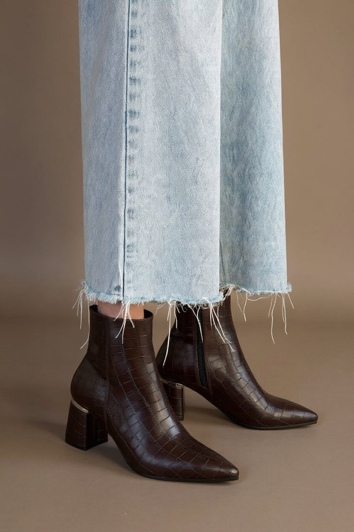 Meça Kadın Kahverengi Kroko Desenli Topuklu Bot