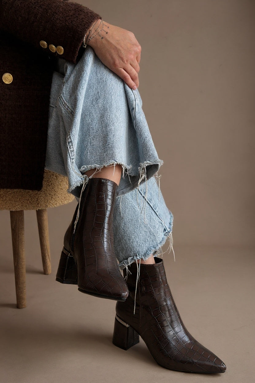 Meça Kadın Kahverengi Kroko Desenli Topuklu Bot