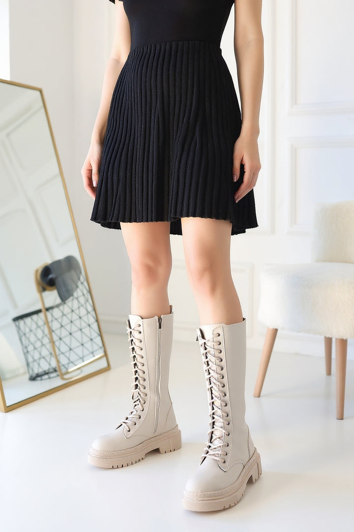 Menad Kadın Bej Bağcıklı Diz Altı Çizme