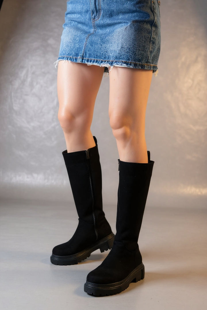 Milarn Siyah Süet Fermuarlı Kadın Çizme
