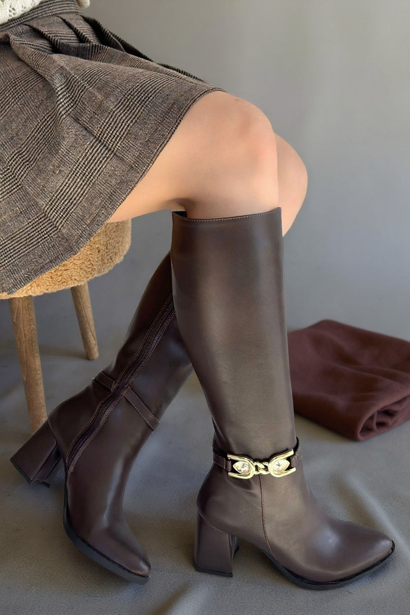 Mooni Kadın Kahverengi Tokalı Topuklu Çizme