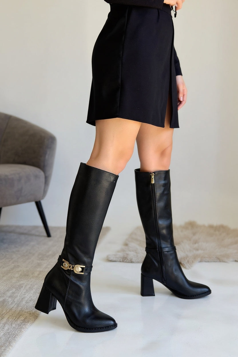 Mooni Kadın Siyah Tokalı Topuklu Çizme