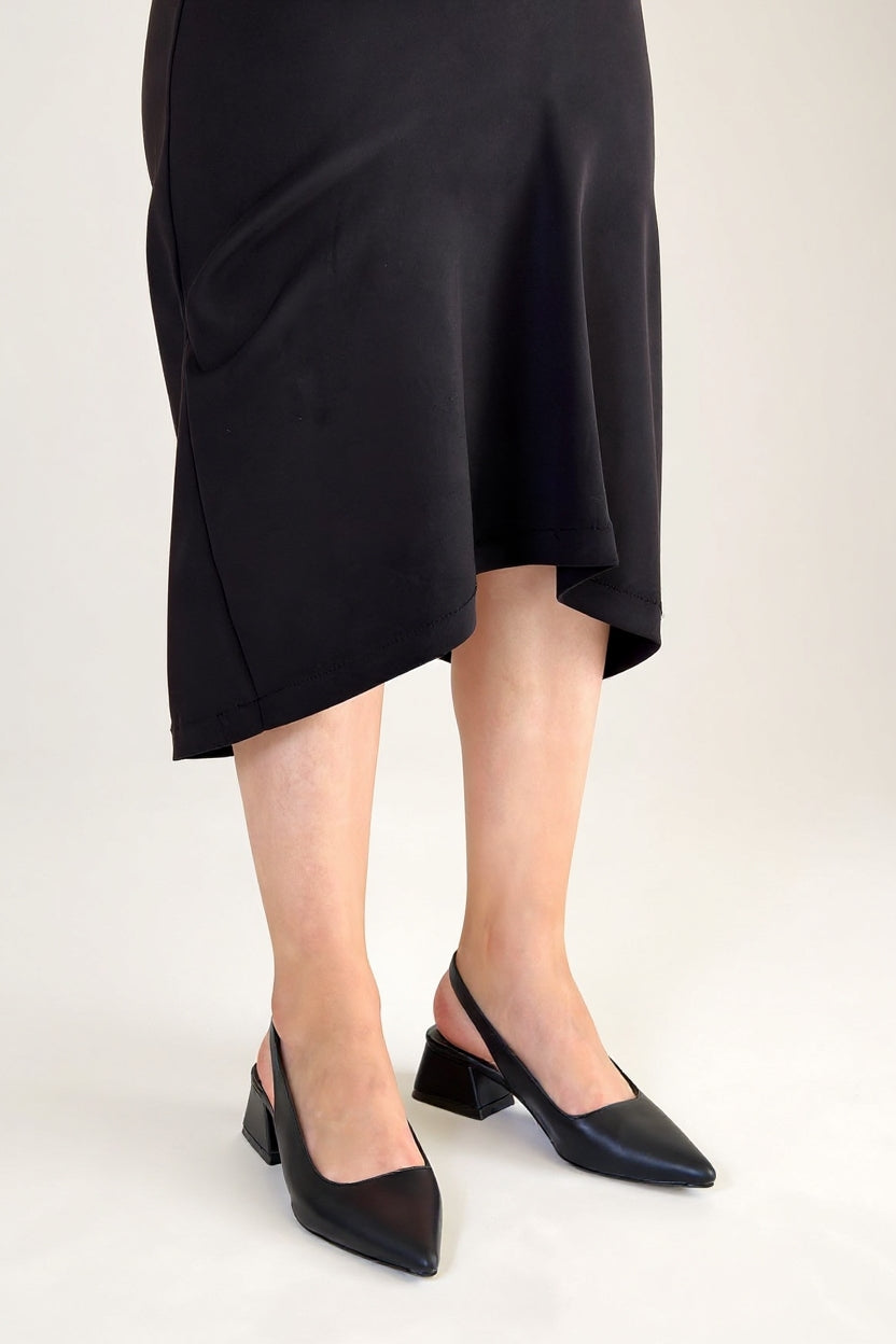 Morji Kadın Siyah Kısa Topuklu Kapalı Burun Ayakkabı