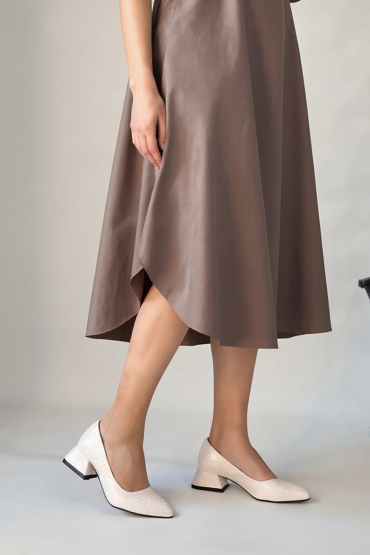 Nitya Kadın Bej Kroko Desenli Rugan Topuklu Ayakkabı