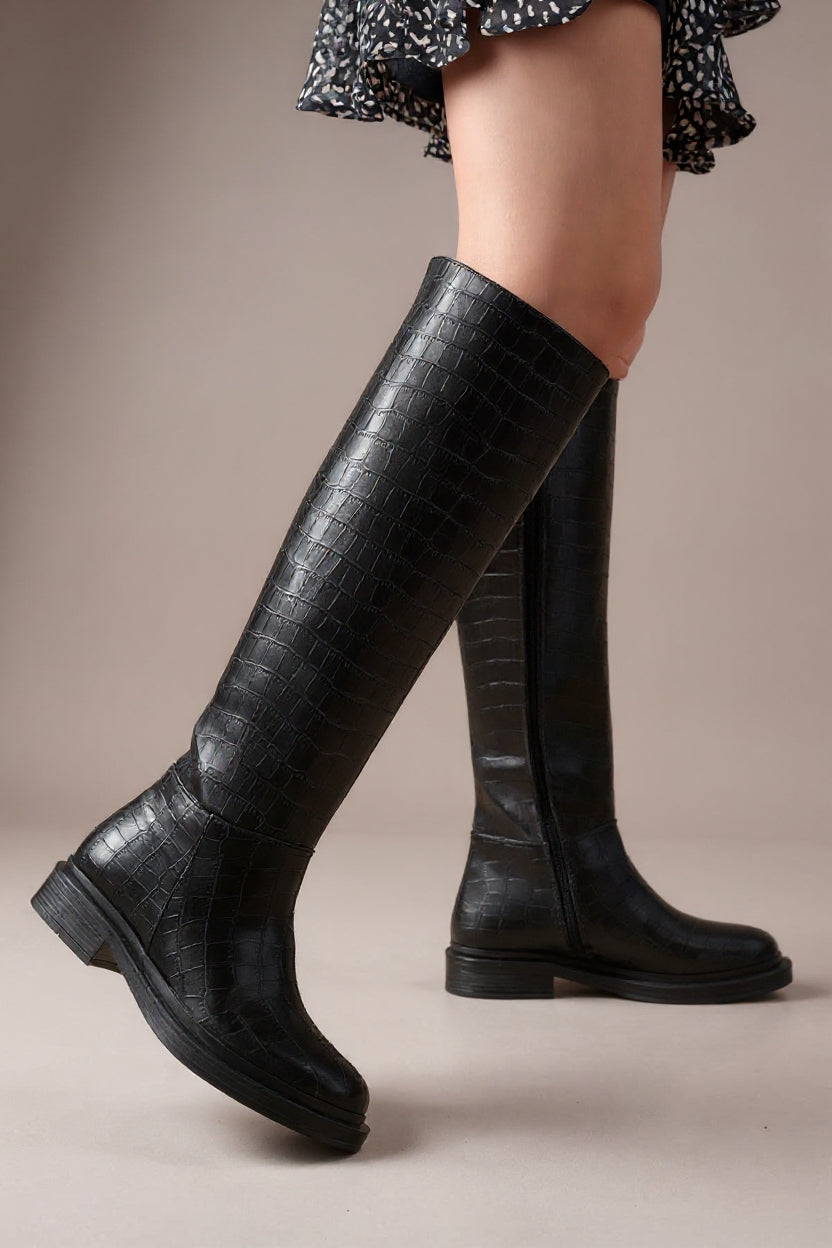 Nuhen Kadın Siyah Kroko Fermuarlı Çizme