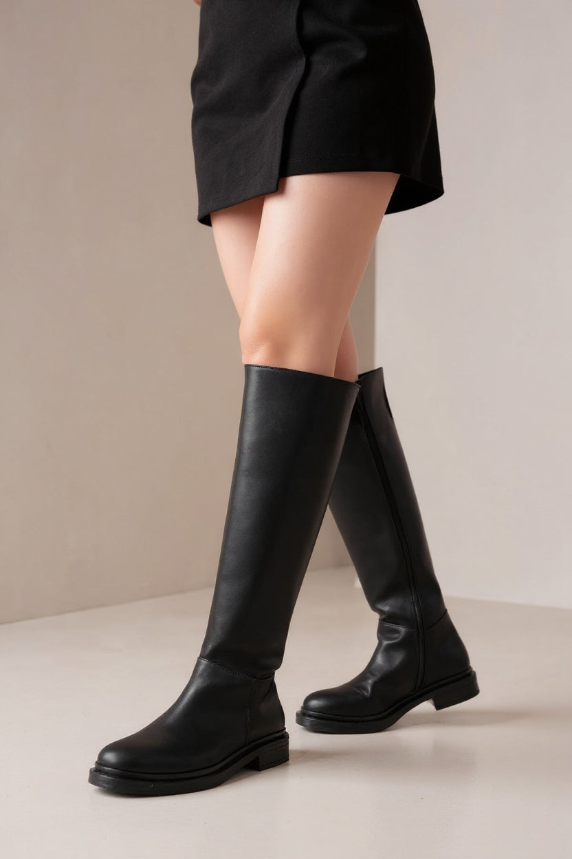 Nuhen Kadın Siyah Fermuarlı Çizme