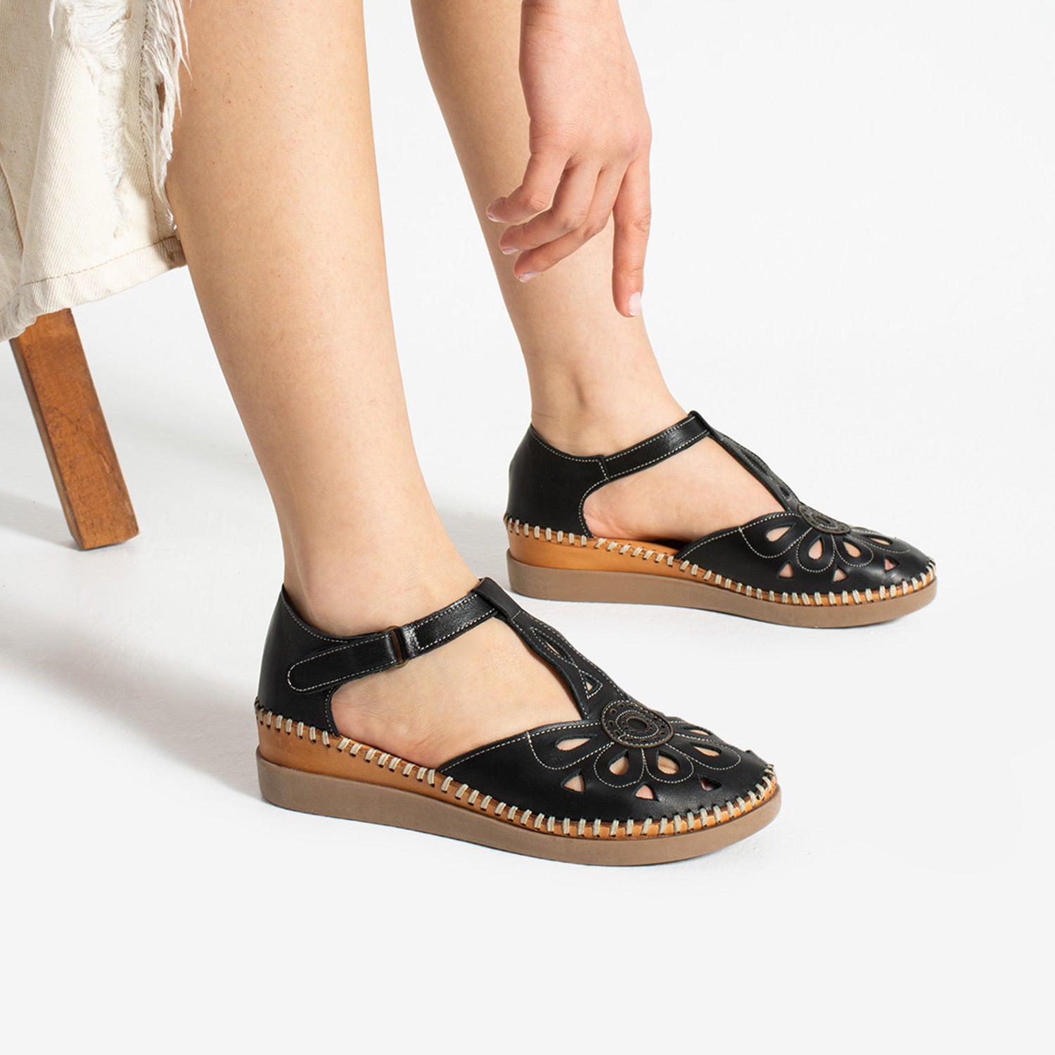 Pierre Cardin Deyra Kadın Hakiki Deri Siyah Sandalet