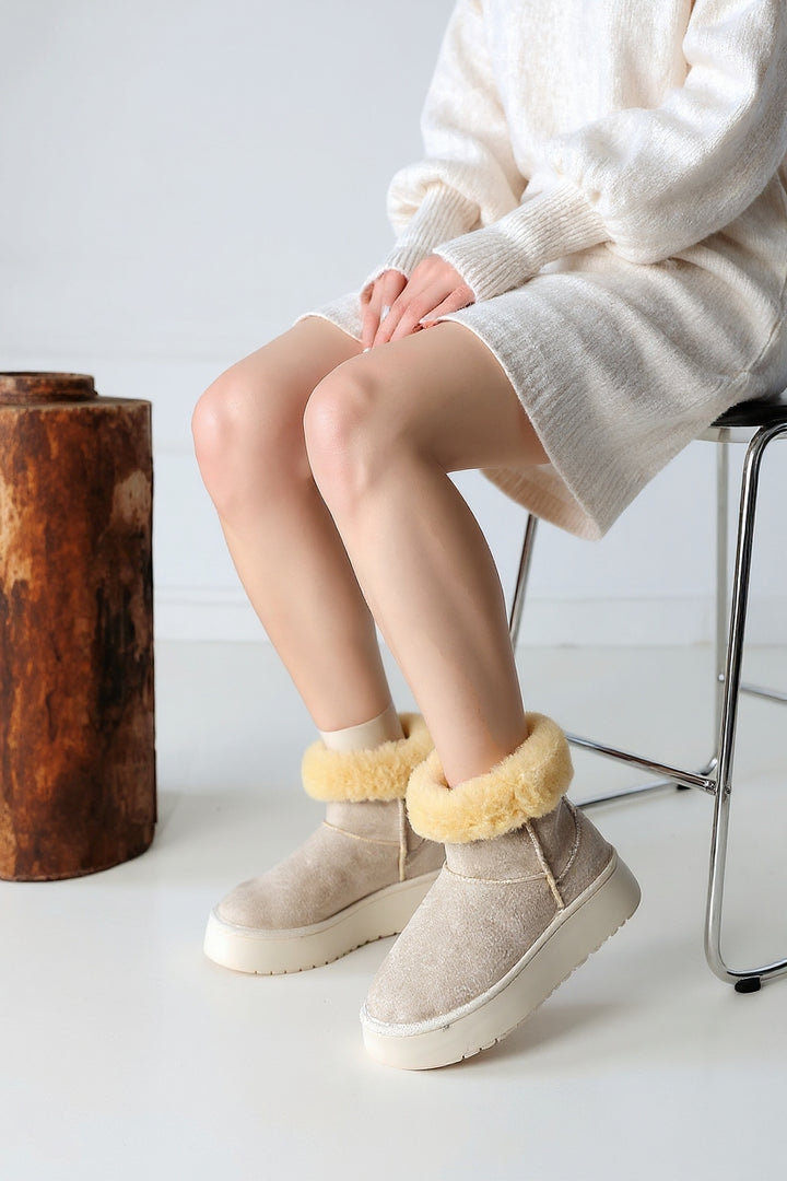 Sophia Bej Süet Kadın Bot