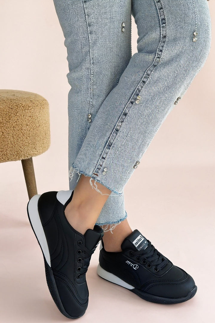 Tawen Kadın Siyah Bağcıklı Spor Ayakkabı