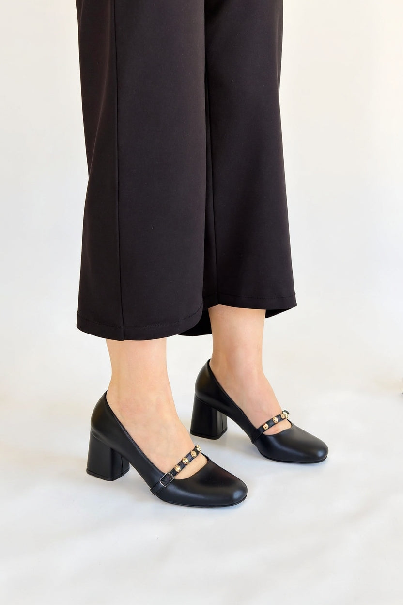 Tino Kadın Siyah Tokalı Topuklu Ayakkabı