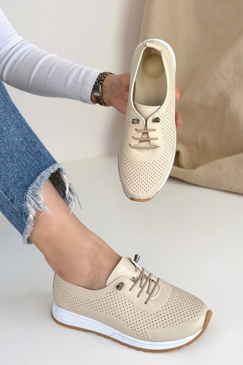 Tone Kadın Bej Bağcıklı Spor Ayakkabı