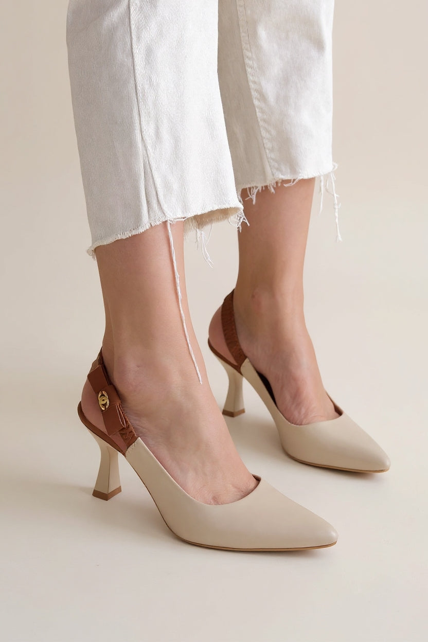 Toran Kadın Bej Arkadan Lastikli Topuklu Ayakkabı